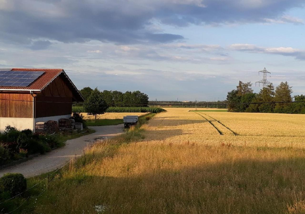 Landhof Sedlmair Apartment Gilching Bagian luar foto