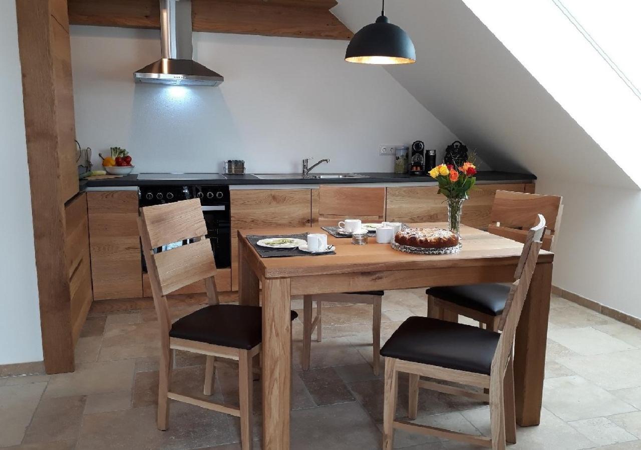 Landhof Sedlmair Apartment Gilching Bagian luar foto